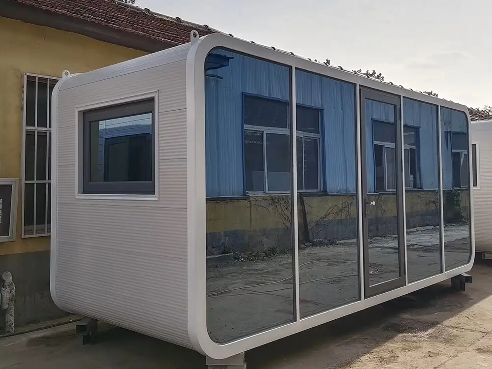 20FT Apple Cabin Exterior Modern Curved Design