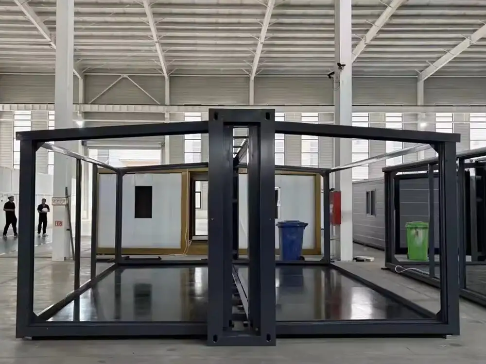 30FT Expandable Container House Exterior Design