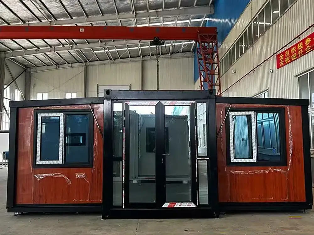 Prefabricated Expandable Container House Setup