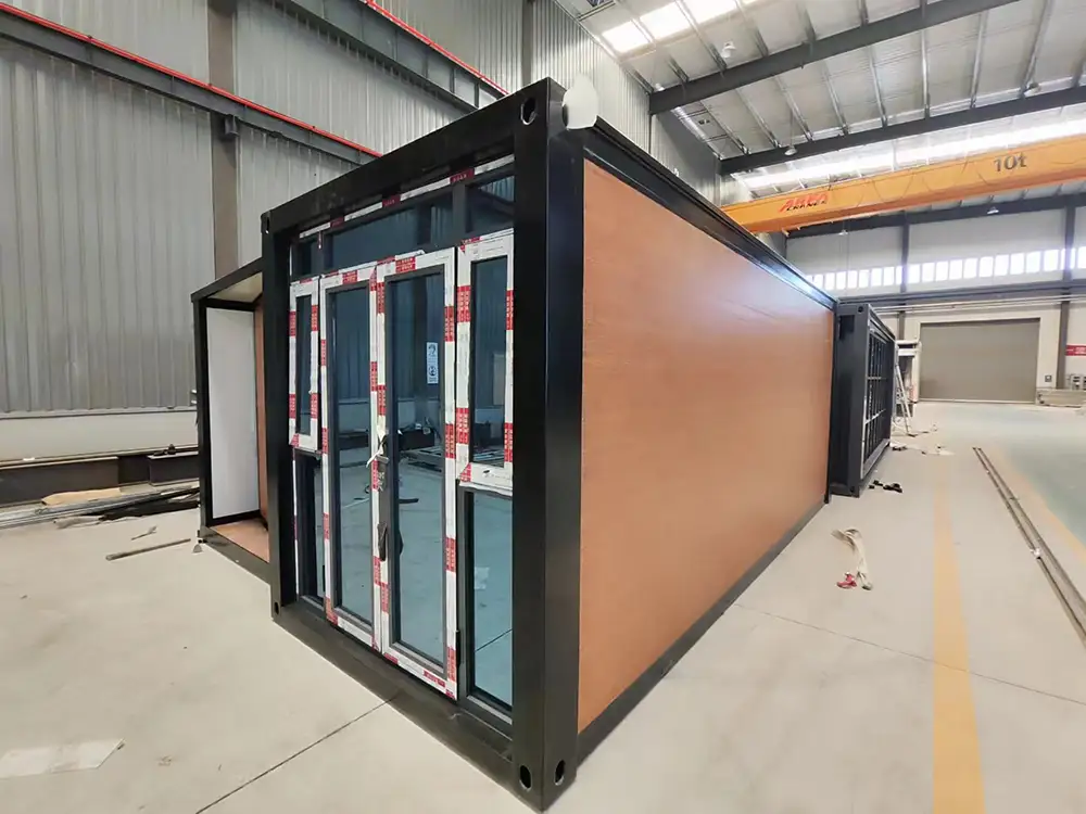 Modular Expandable Container Housing Unit