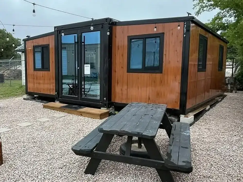 Expandable Container House
