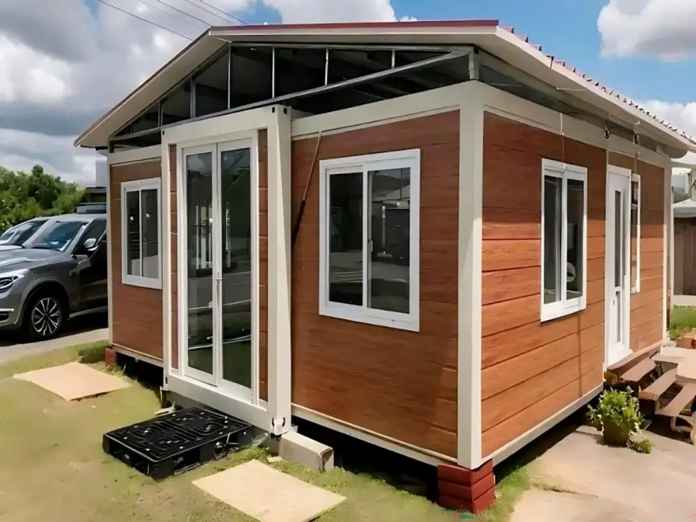 Foldable Container Home