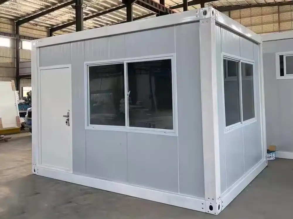 Prefab Capsule House Panoramic Window Design Feature